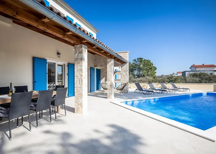 Muralis Holiday home *