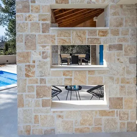 Holiday home Muralis